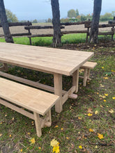 Charger l'image dans la galerie, Ensemble table de ferme et bancs