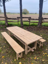 Charger l'image dans la galerie, Ensemble table de ferme et bancs