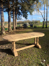 Charger l'image dans la galerie, Table ovale