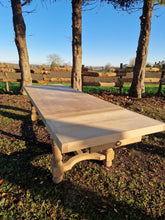 Charger l'image dans la galerie, Table de ferme massive