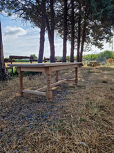 Charger l&#39;image dans la galerie, Table de ferme en chêne massif
