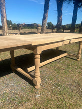 Charger l&#39;image dans la galerie, Table de ferme avec rallonges
