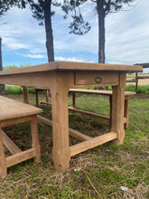 Charger l&#39;image dans la galerie, Ensemble table et bancs de ferme
