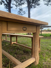 Charger l&#39;image dans la galerie, Ensemble table et bancs de ferme

