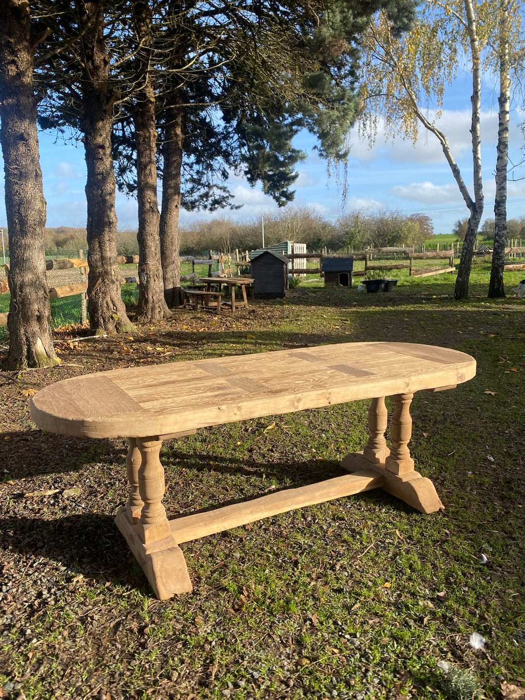 Table ovale